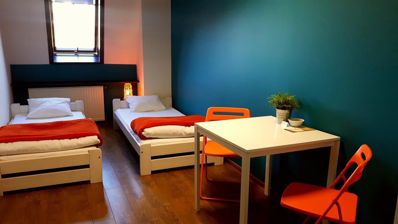 Hostel Hello &